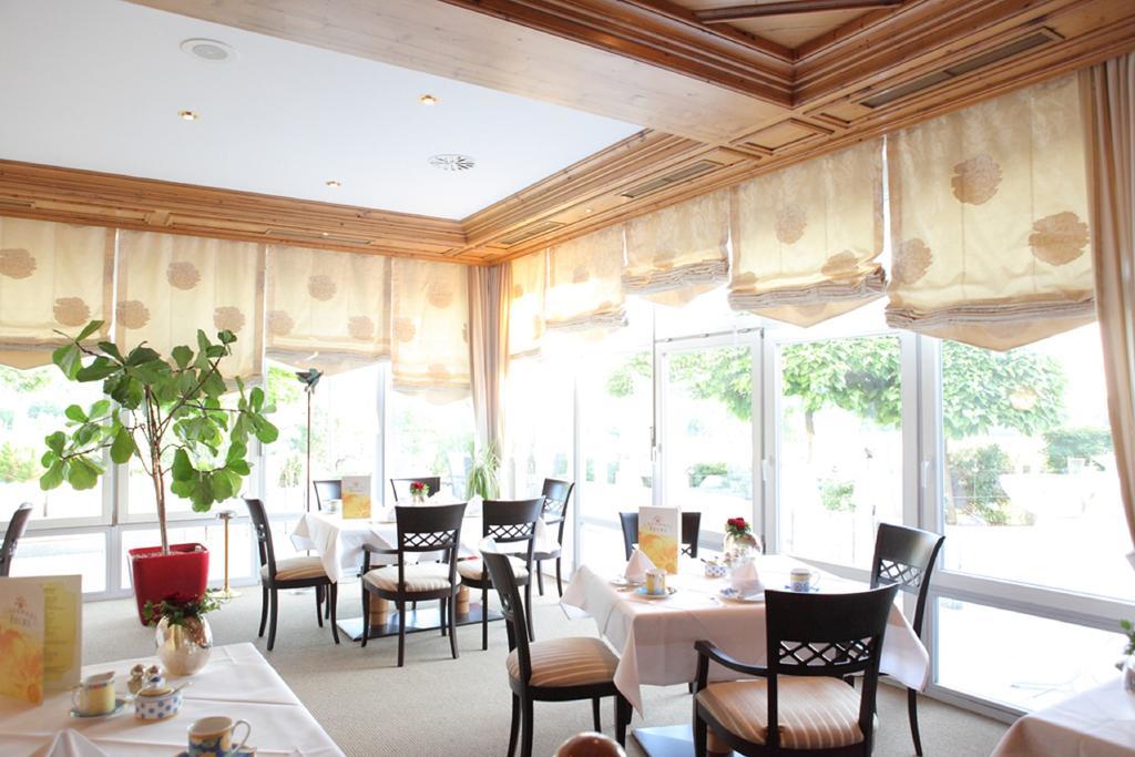 Hotel Landhaus Feckl Ehningen Ngoại thất bức ảnh