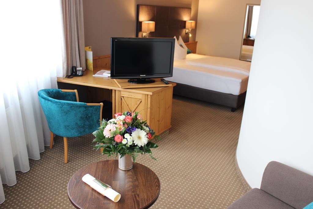 Hotel Landhaus Feckl Ehningen Ngoại thất bức ảnh