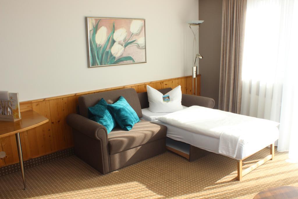 Hotel Landhaus Feckl Ehningen Ngoại thất bức ảnh