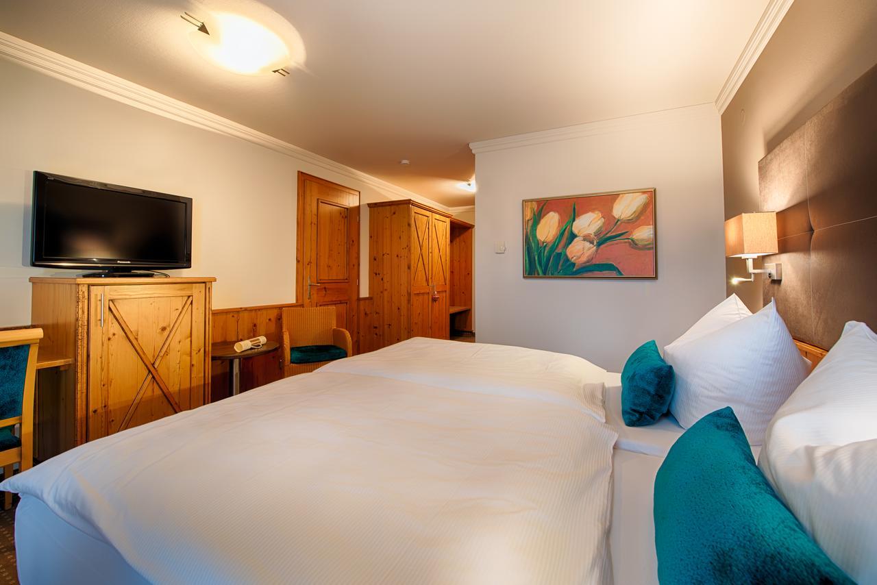Hotel Landhaus Feckl Ehningen Ngoại thất bức ảnh