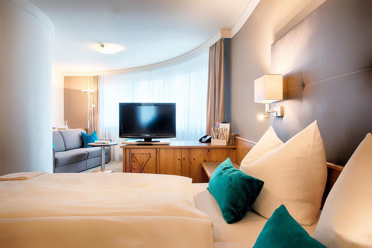 Hotel Landhaus Feckl Ehningen Ngoại thất bức ảnh
