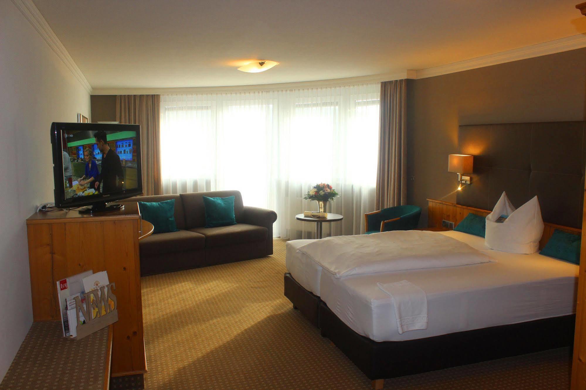 Hotel Landhaus Feckl Ehningen Ngoại thất bức ảnh