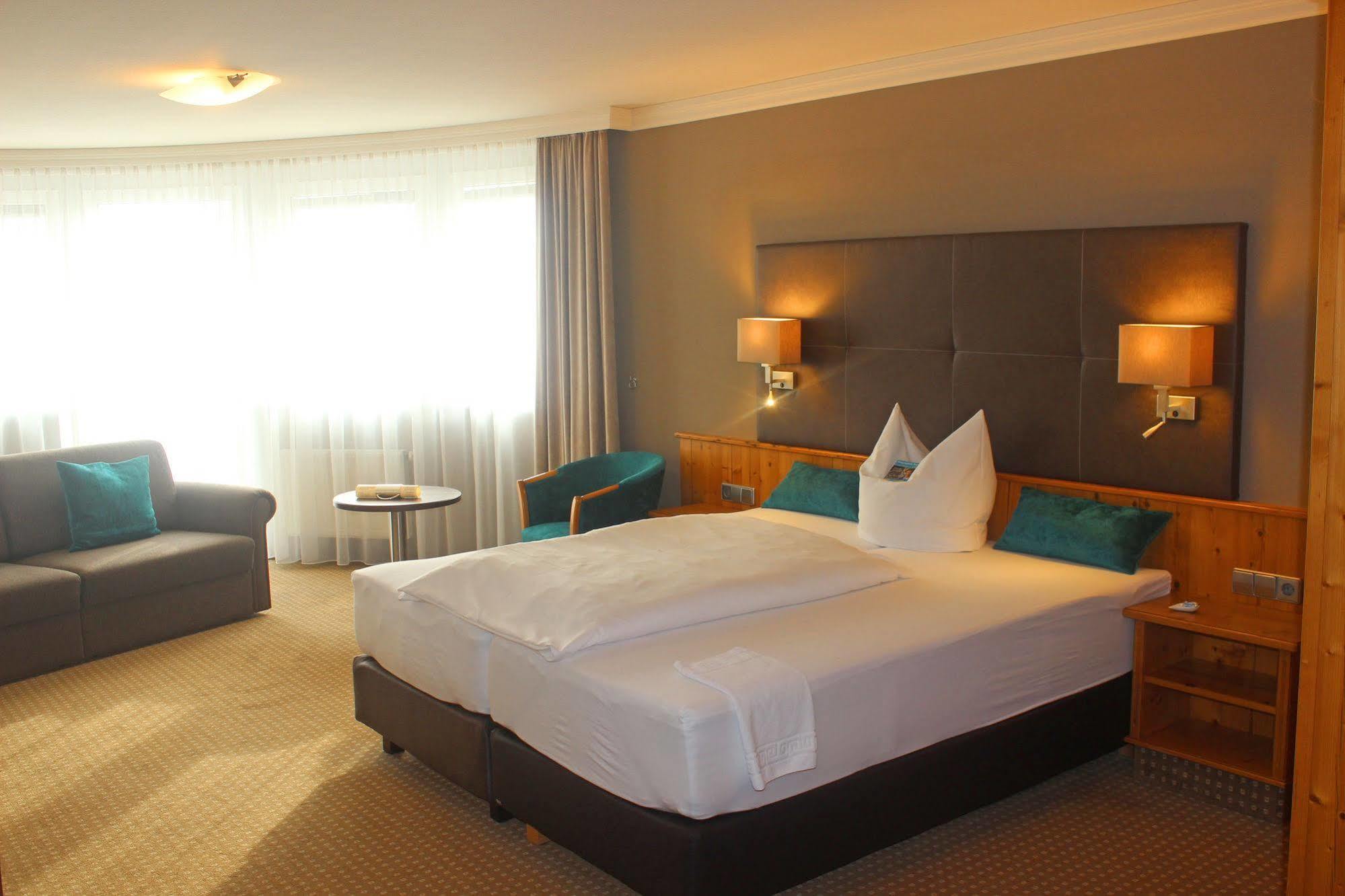 Hotel Landhaus Feckl Ehningen Ngoại thất bức ảnh