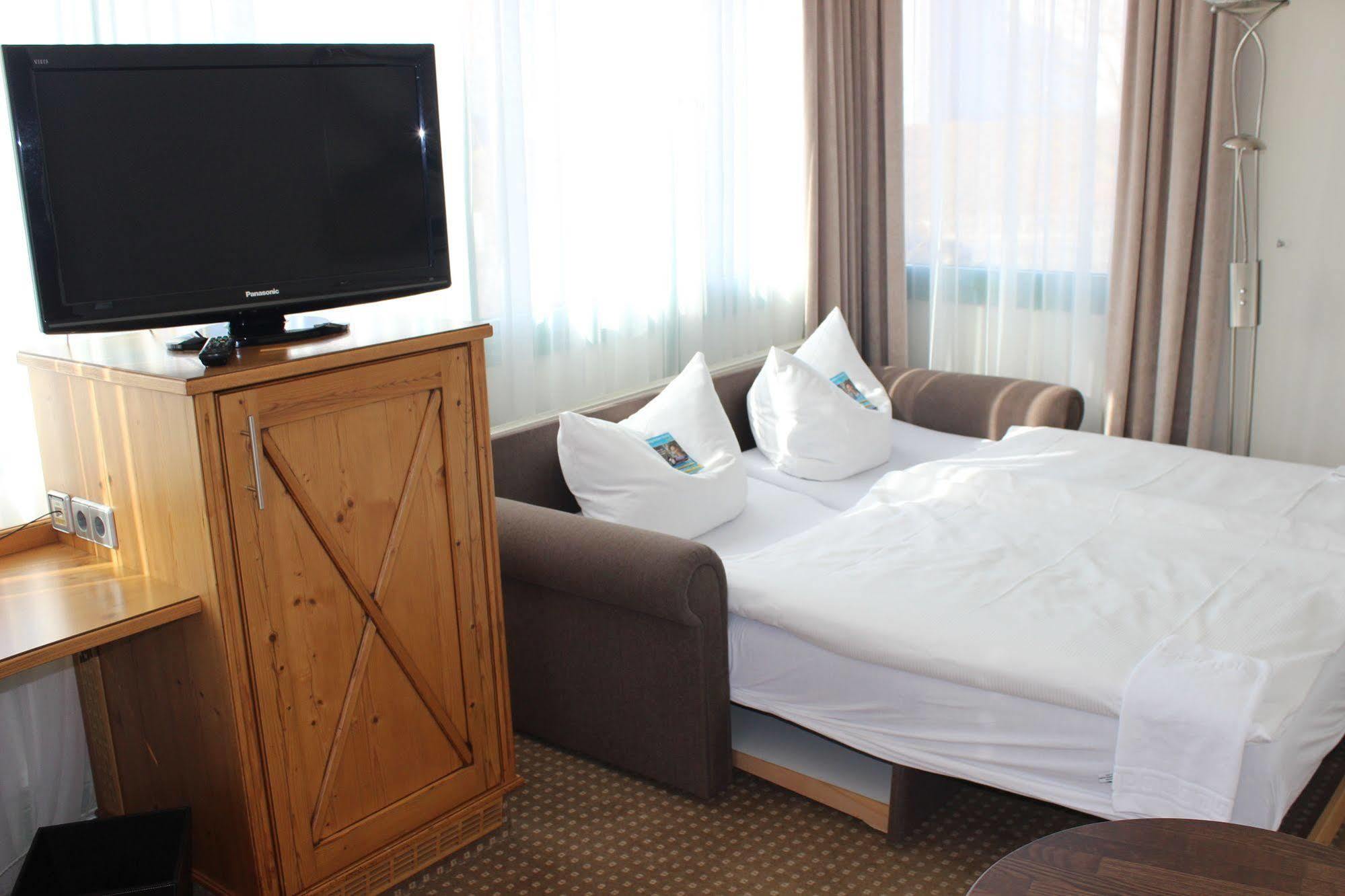 Hotel Landhaus Feckl Ehningen Ngoại thất bức ảnh